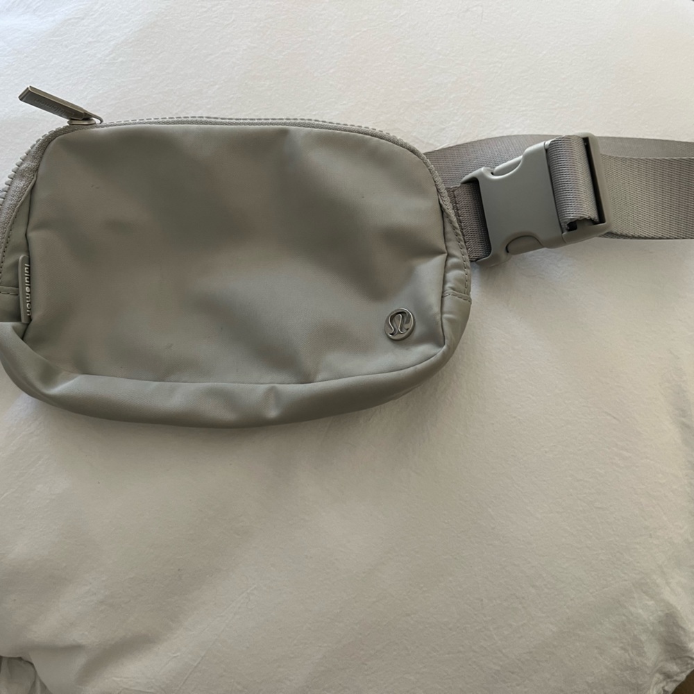 Gray lululemon belt bag